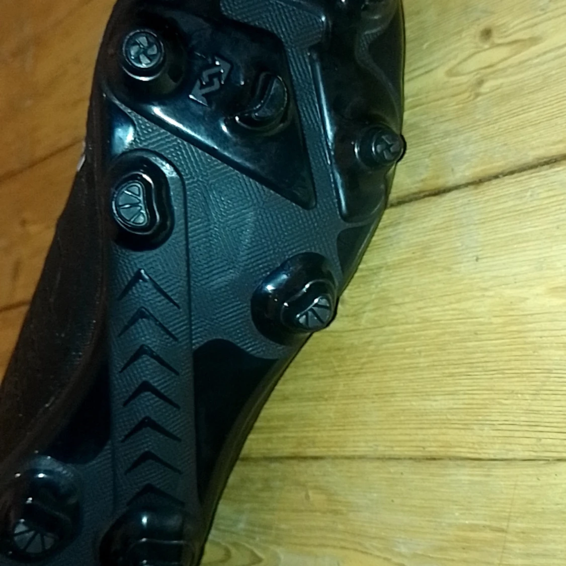 Svarta future puma fotbolls skor - 90