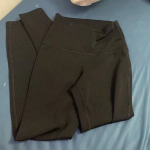 Leggings  - Använd några gånger  Väll tajt 