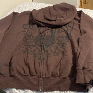 Hm brun hoddie  - .