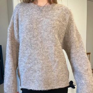 Stickad tröja - Stickad tröja ifrån missay, jätte fin👌🏼