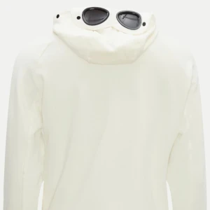 C.P. Company Sweatshirt - Vit sweatshirt från C.P. Company. Tröjan är använd, men inga tydliga defekter. Nypris ligger runt 3200-3400kr.😊 Pris går att diskutera.