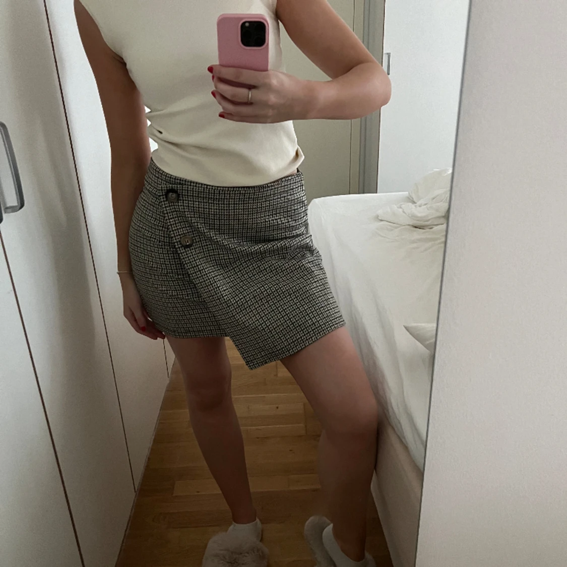 Söt rutig kjol strl M