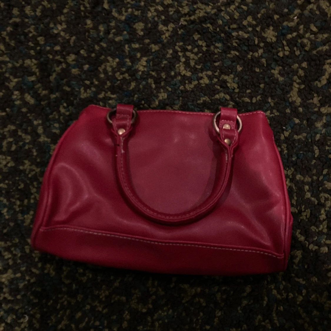 Röd handväska  - 91