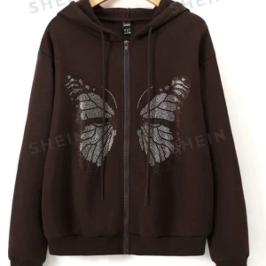 Zip up Hoodie💞 - Jättesöt brun zip up butterfly hoodie, Inga defekter☺️köpt på Shein för 180kr🥰 tvättar såklart, katt finns i hemmet💚