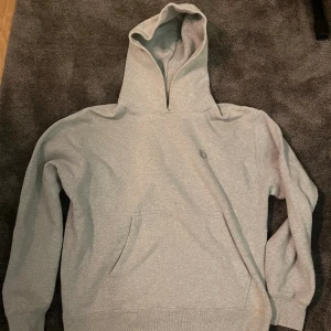 Polar hoodie - Ser ut som ny, storlek S