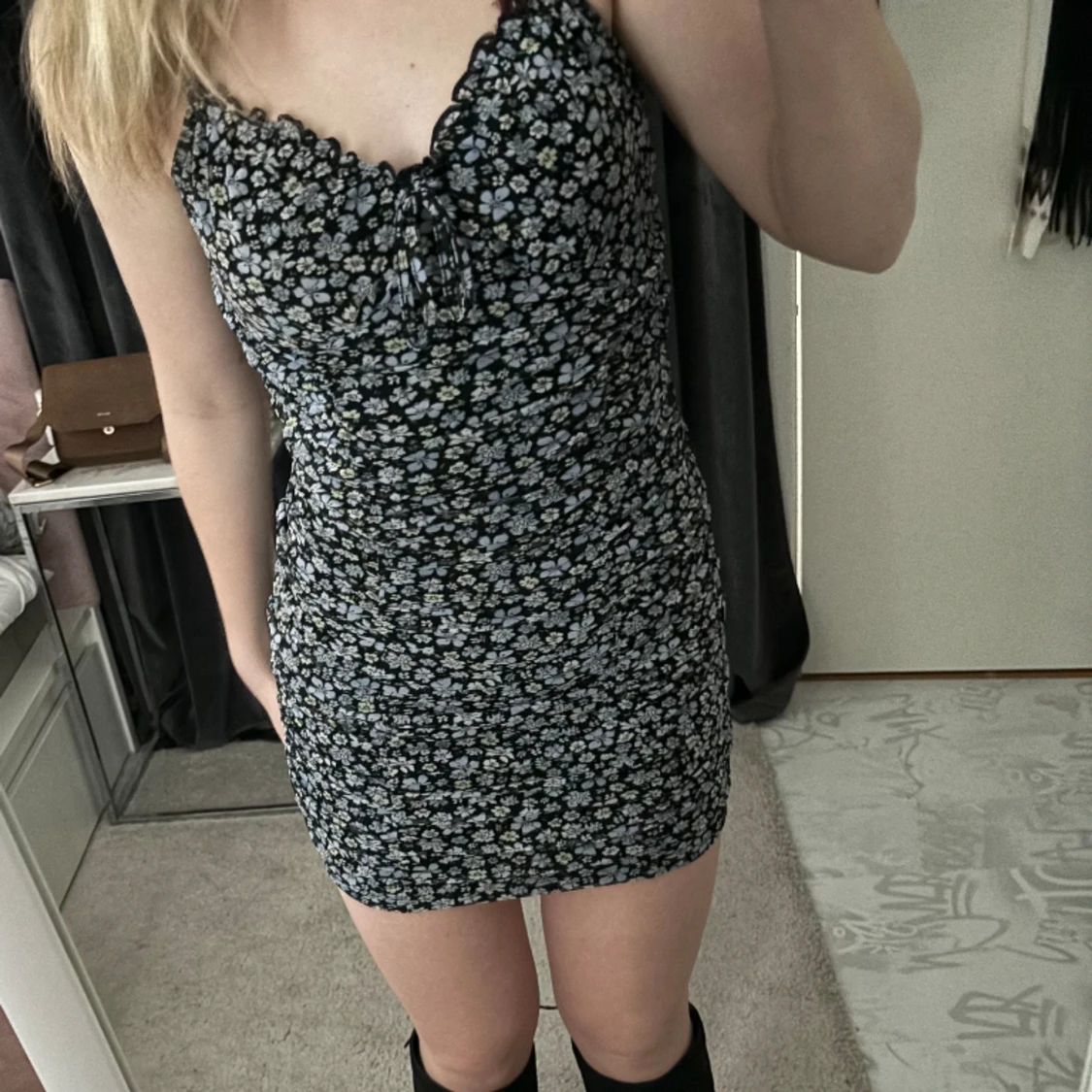 Blommig Mesh-klänning - 90