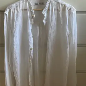 Linne skjorta från Zara, knappast använd i strlk M.