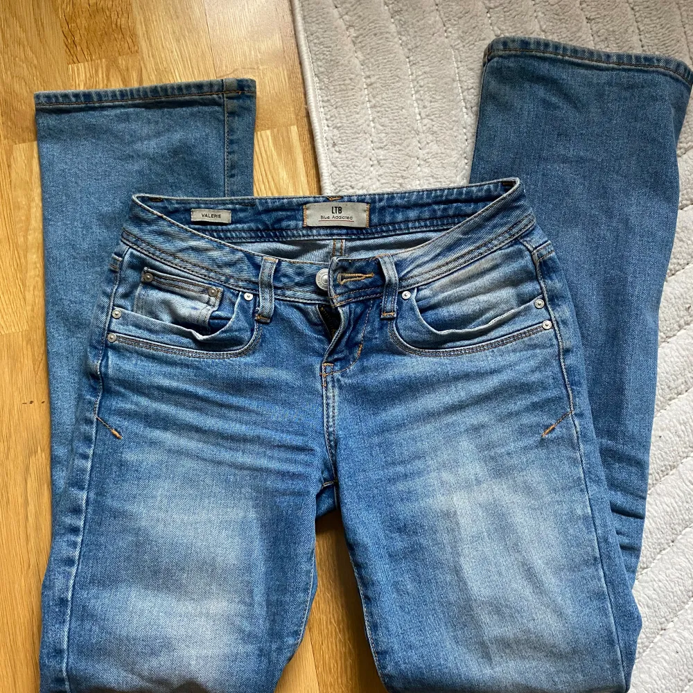Funderar på att sälja mina Ltb jeans, pga att dem börjar bli för små. Skriv om ni är intresserade ❤️. Jeans & Byxor.