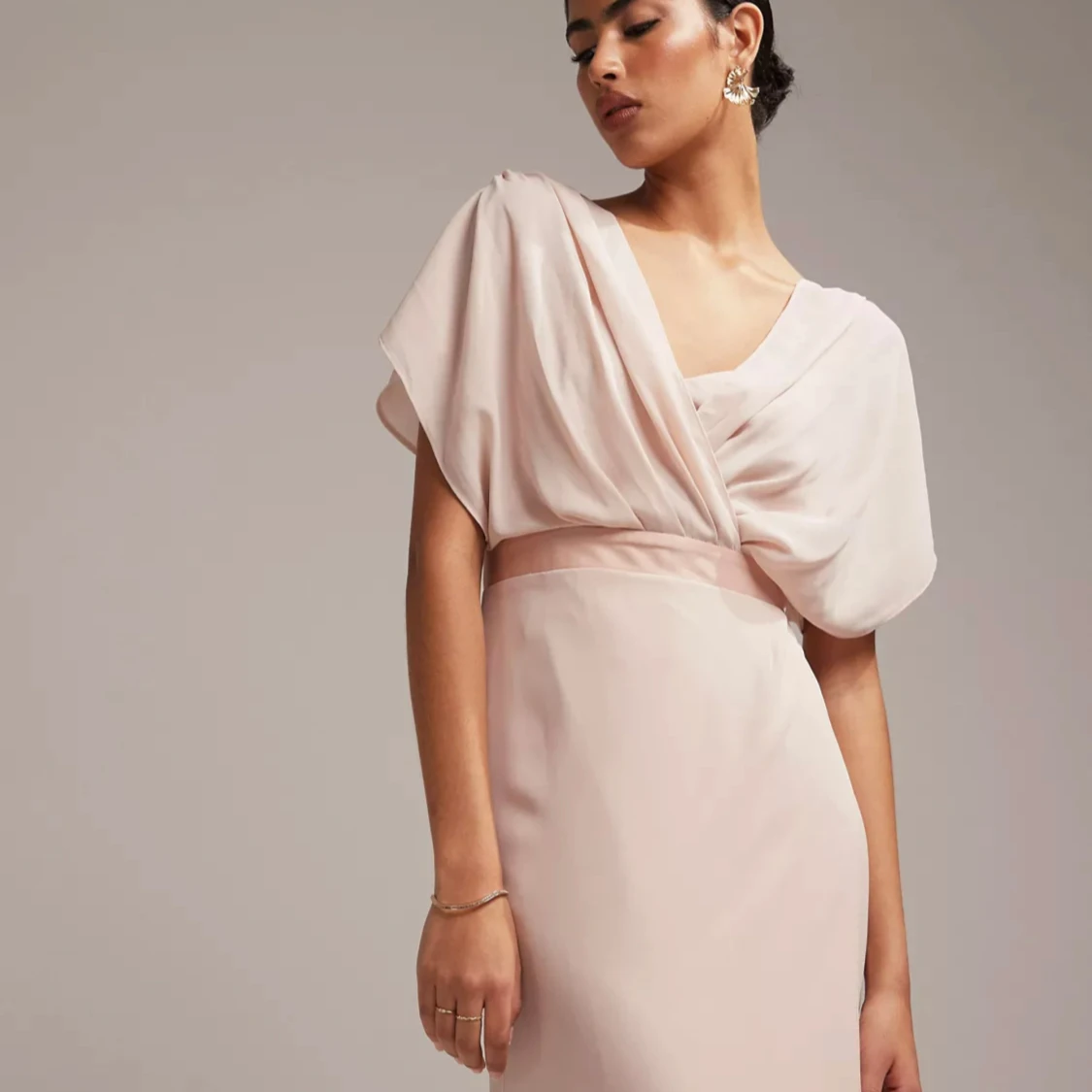 Lång ljusrosa klänning - 93