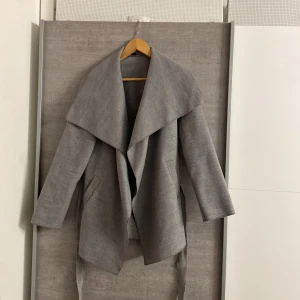 Kappa - Snygg, tunn perfekt till våren 