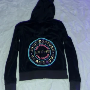 Juicy couture  - Bra skick, fin gammal juicy couture jacka.
