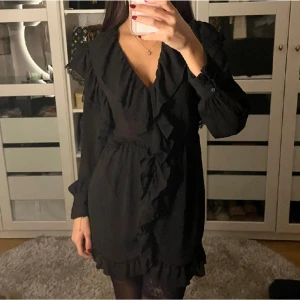 Zara klänning  - Helt ny aldrig använd, pris kan diskuteras 💞