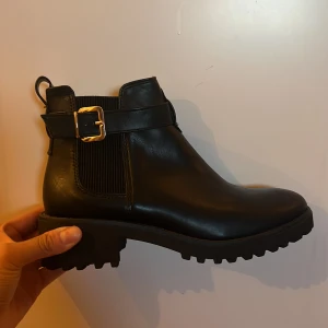 Skor, boots - Aldrig använda boots