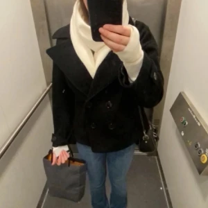 Design ny si kappa - Säljer pga den inte kmr till användning längre lite nopprig bara annars inga defekter💕bara skriva om det finns några frågor 