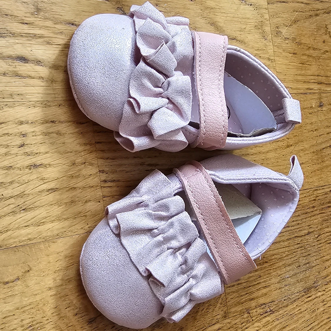 Ballerina skor i storlek 20 - 91