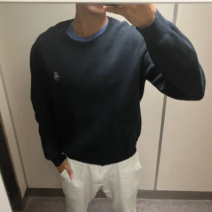 Tiger of sweden långärmad  - Säljer nu en fet tiger of sweden långärmad som är i riktigt bra form och inga täcken på användning. Skriv om ni har frågor! Priset är inte hugget i sten! Mvh Charlie 