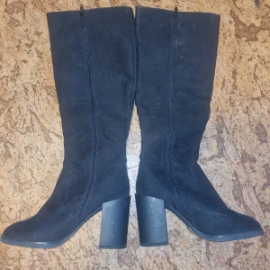 Boots - Boots svart  Använda 2 gånger en kort stund  Som nya