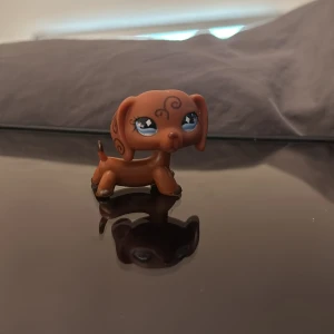 LPS tax/dachshund  - En rare lps som är i ett väldigt bra skick. Numret på den är #640