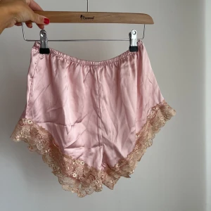 Pyjamasshorts  - Jättesöta pyjamashorts i storlek S 🍒