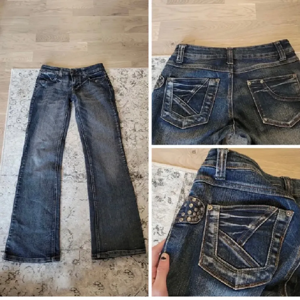 Supersnygga lågmidjade jeans i storlek 34, köpa här på plick men var tyvärr förstora för mig därav säljer jag dem. Lånade bilder av förra ägaren. Skriv vid funderingar! . Jeans & Byxor.