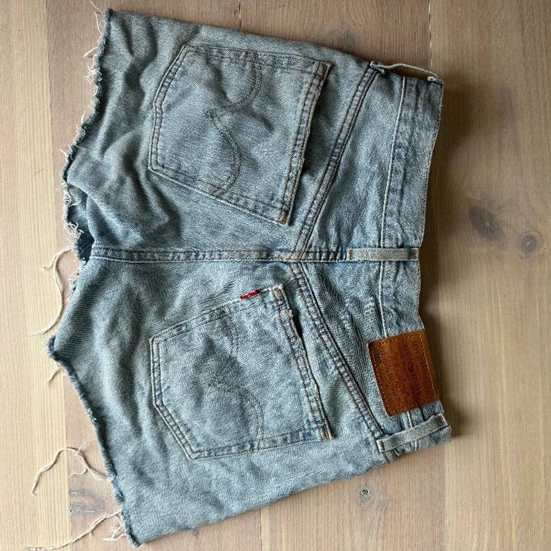 Levi’s shorts 501