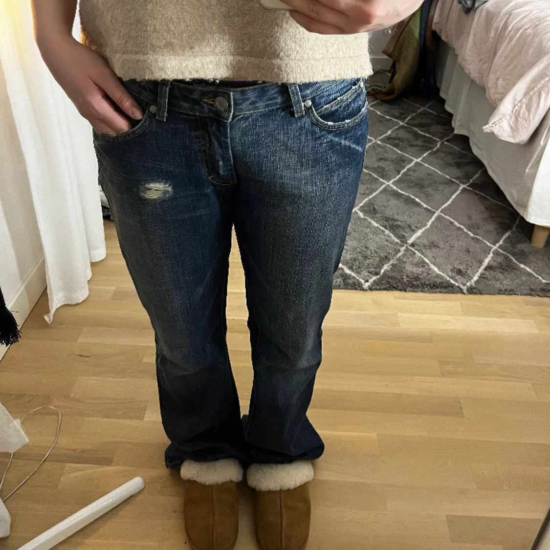 lågmidjade jeans