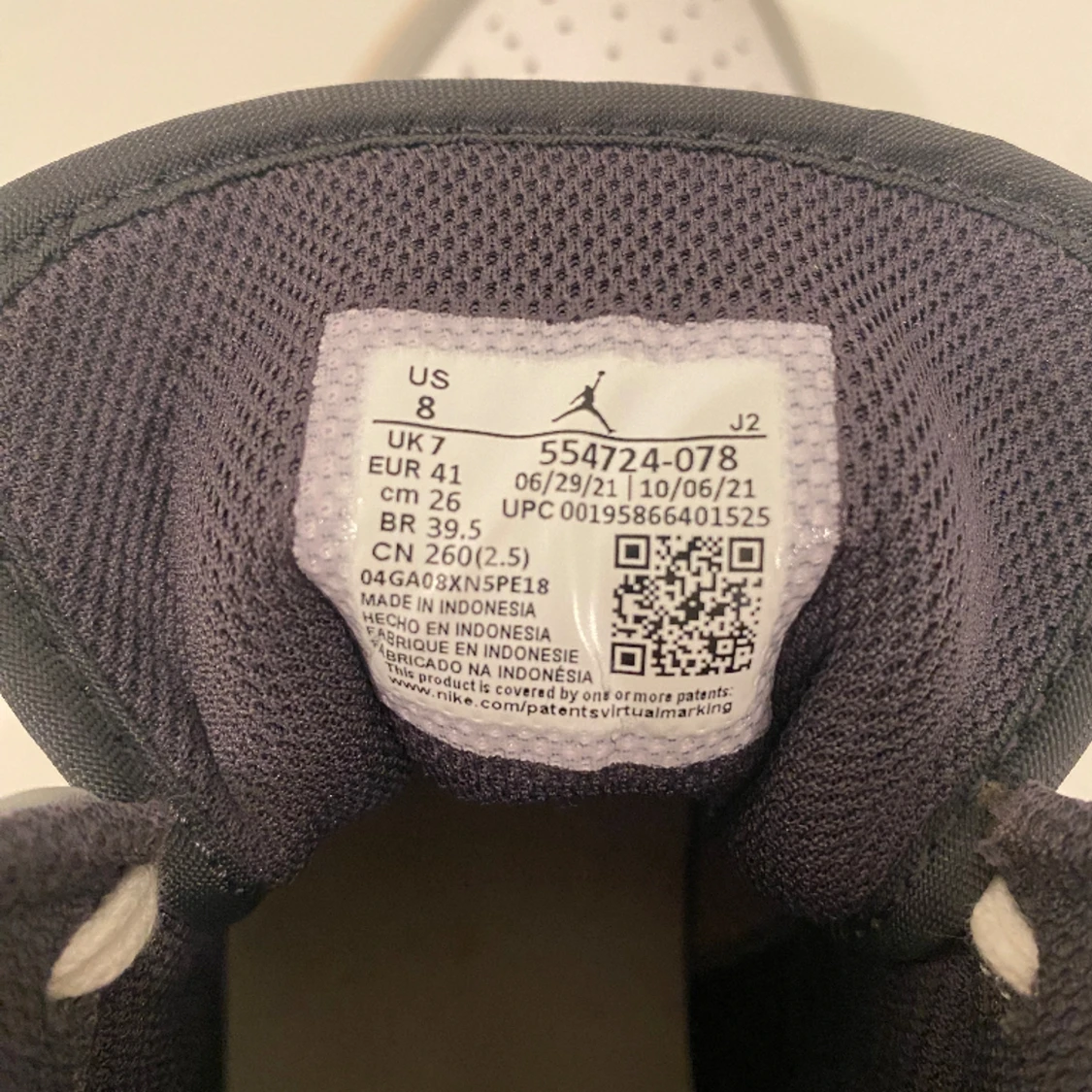 Air Jordan 1 Mid ’Light Smoke Grey’ - 91