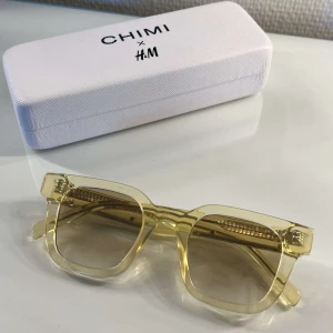 Chimi 04 - Intressekoll på min syrras ljus gula chimis i skicket 8/10 använda en del men Inge fel på de. Dom finns inte i köpa längre så då skulle jag vilja ha 599kr. Hör av dig vid funderingar mvh Malte.resell