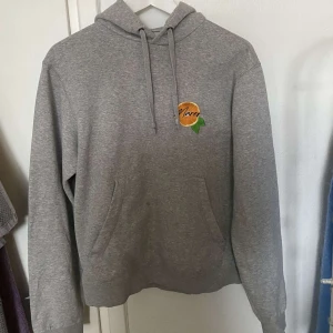 Mares merch  - Fint skick, storlek S, 200kr frakt tillkommer