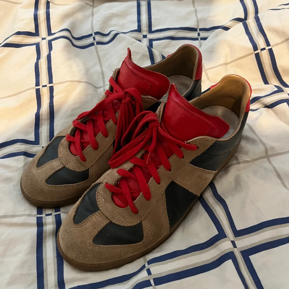 Maison martin margiela german army trainer, Condition 7/10. Super grischiga skor ingen box men kan garantera dem är äkta (2010 era colorway). Skor.