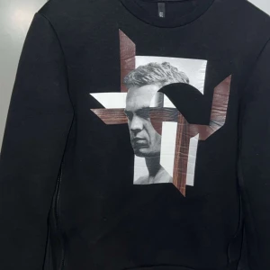 Neil barett tröja  - Fin Neil barett tröja 