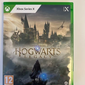 Hogwarts legacy (XBXS) Xbox series X - Spelet är nytt och har aldrig använts. Säljer eftersom jag köpte spelet för fel Xbox modell. Ursprungligt pris 579. Köpt 24 mars 2024. 