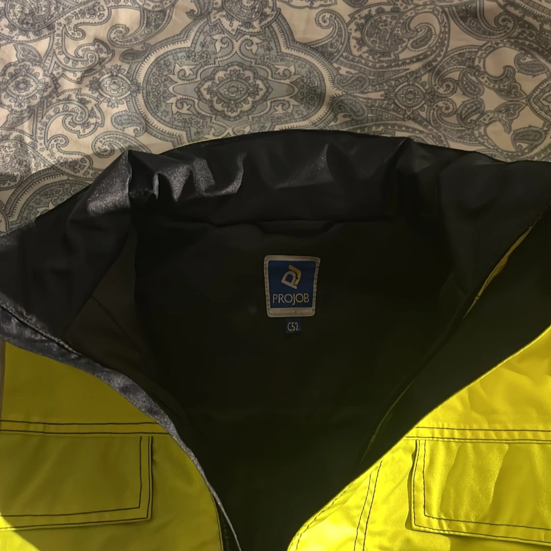 Jobb/vinter dräkt  - 91