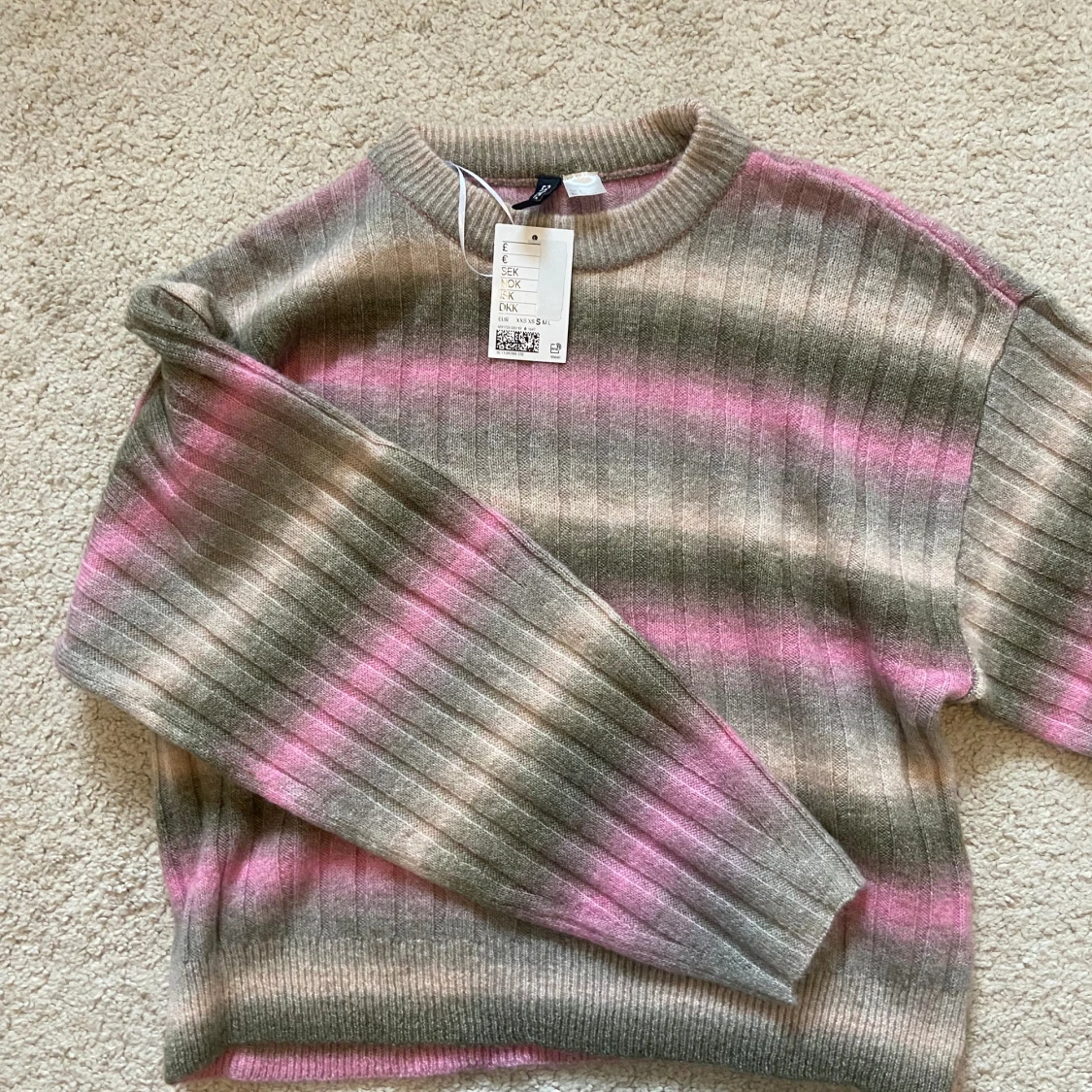 Stickad tröja  - 90