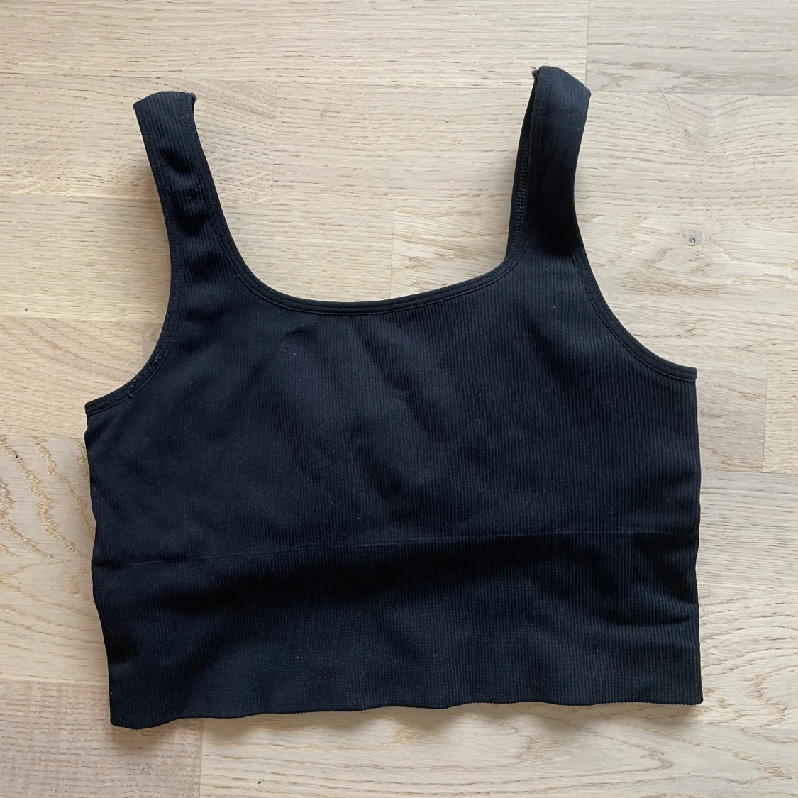 Sport-bh/träningstopp från H&M storlek small - 90