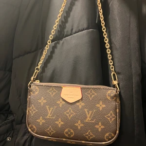 Väska - Jättefin oanvänd