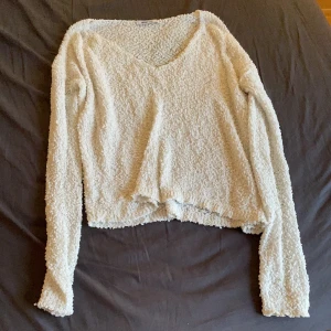 Stickad tröja - Mycket bra skick 