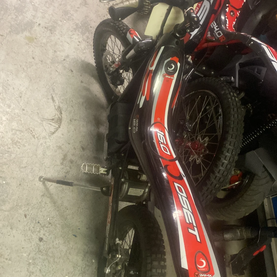 El cross/oset 16 - 90