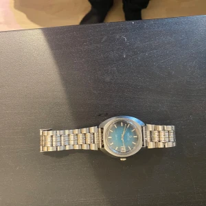 Certina automatic DS-2 - Väldigt fin klocka av märket certina. Skicket är helt okej. Är lite osäker på pris så det kan diskuteras. Tveka inte att höra av er vid funderingar. 