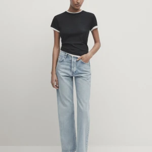 Massimo Dutti jeans - Jeans från Massimo Dutti, Mosel straight leg. Knappt använda. Nypris 699, köpare står för frakt