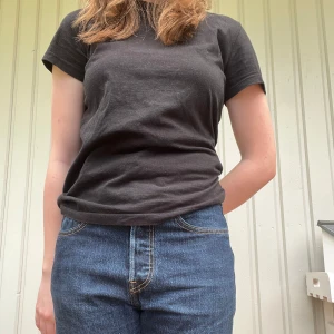 Levi’s 501 - Snygga Levi’s 501 ❤️ Jag är 165! Tveka inte att höra av dig vid frågor och kontakta gärna mig vid intresse ❤️❤️