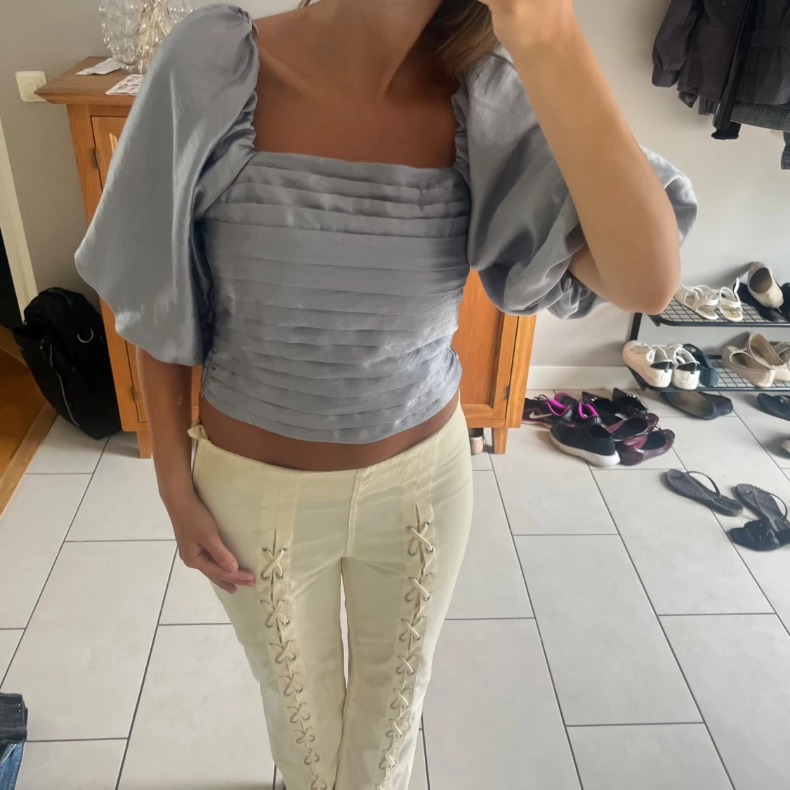 Blus med puffärmar - 90