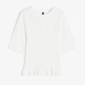 H&M topp - Smockad topp från H&M i vitt. Storlek S och i bra skick.❤️❤️