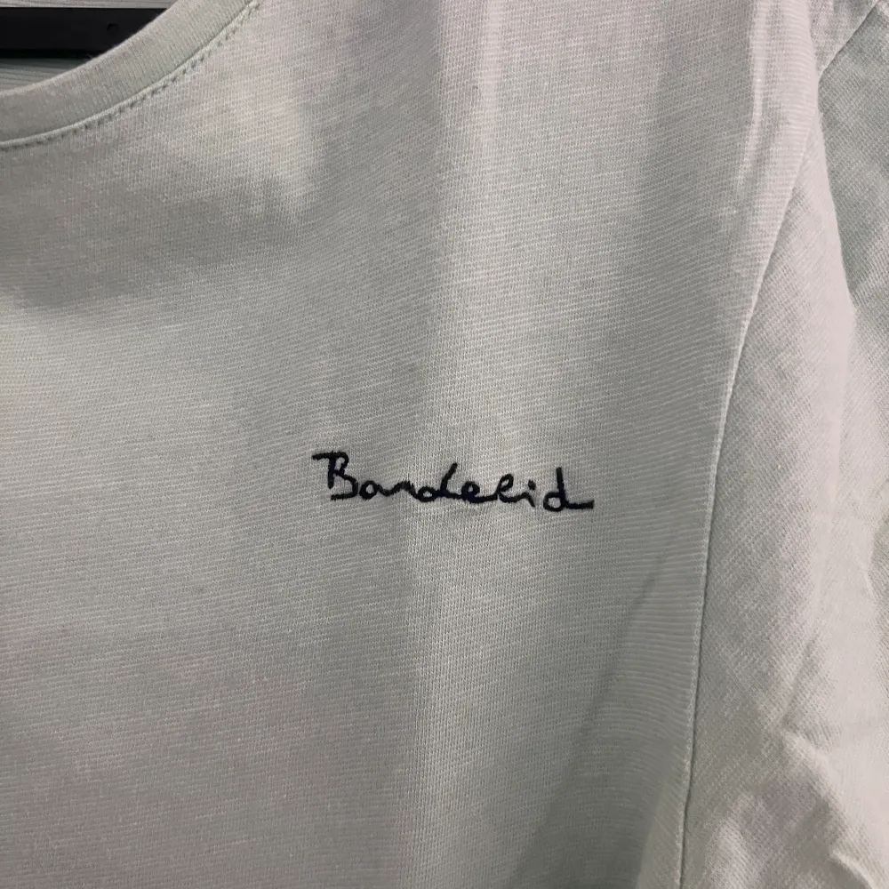 Bondelid t-shirt i bra skick. Nypris 399 kr. T-shirts.