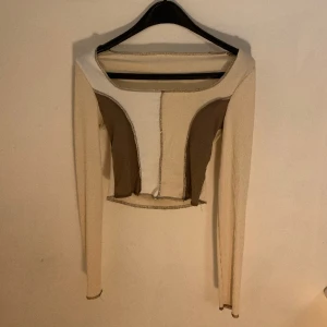 Fin tröja  - En jätte fin tröja med mönster 