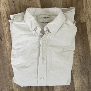 bomullsskjorta these glory days  - Skjorta i 100% bomull från These glory days, oanvänd/bra skick. 