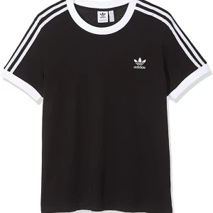 Adidas T-shirt  - Jättefint skick inga tecken på användning. Säljer för de inte e min stil längre 😇 Sista bilden är min egna