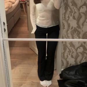 kostymbyxor - säljer mina kostymbyxor från bikbok i storlek 34 då jag köpt nya ☺️
