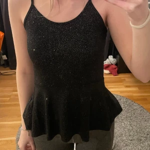 Topp - Topp från Cubus  Barnstorlek 146/152 Men passar perfekt på en xs/s