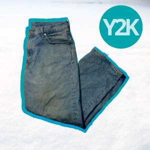 Galet najs 2000 tals stil jeans. Väldigt oversized och bagy jeans. Drain/Y2k stil. Skriv för mer info, pris kan diskuteras!☺️